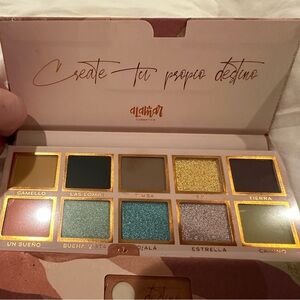 Alamar Cosmetics Destino eye shadow palette (10 colors)